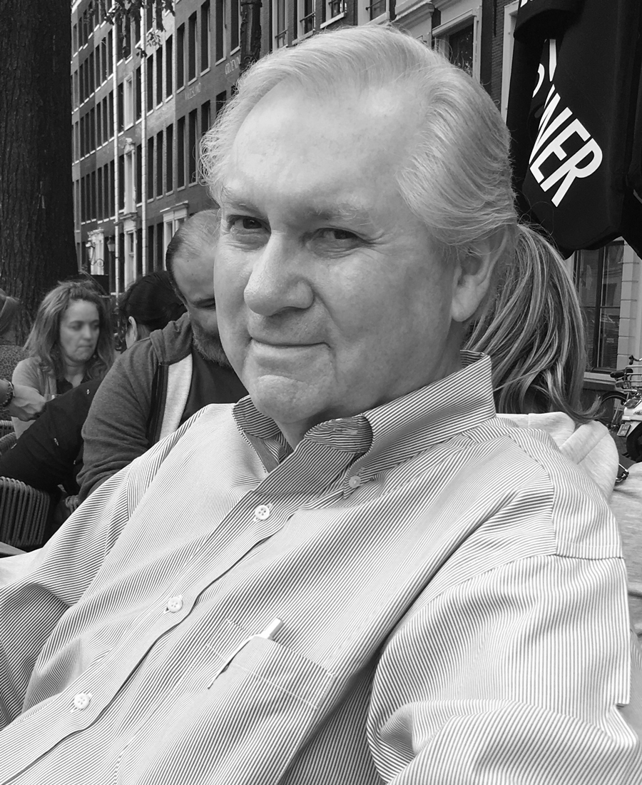 Author Pat MacMillan